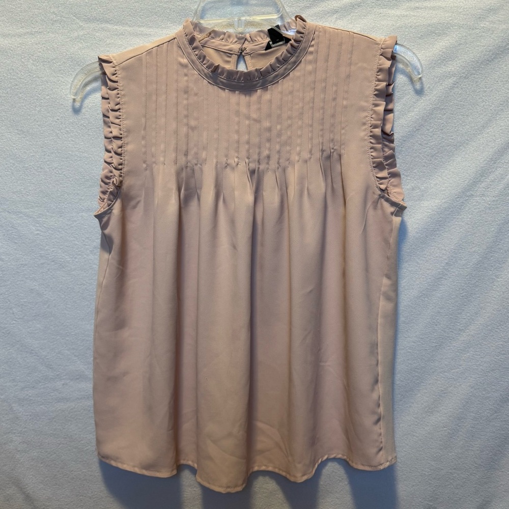 Ann Taylor Blouse Small Sleeveless Ruffled Mock Neck Pale Pink Pintuck Career